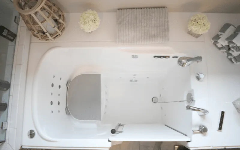 Petite Short Walk-In Tub (30×47×36)